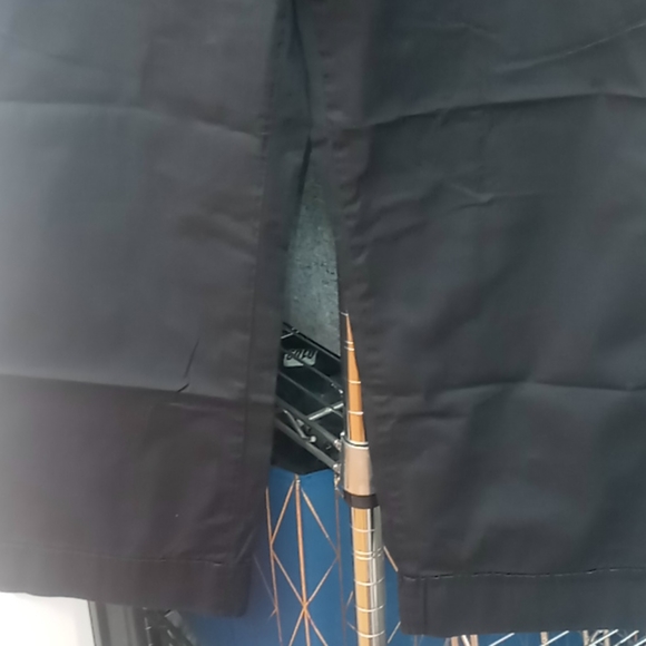 Womens express size 4 capris - Picture 3 of 4